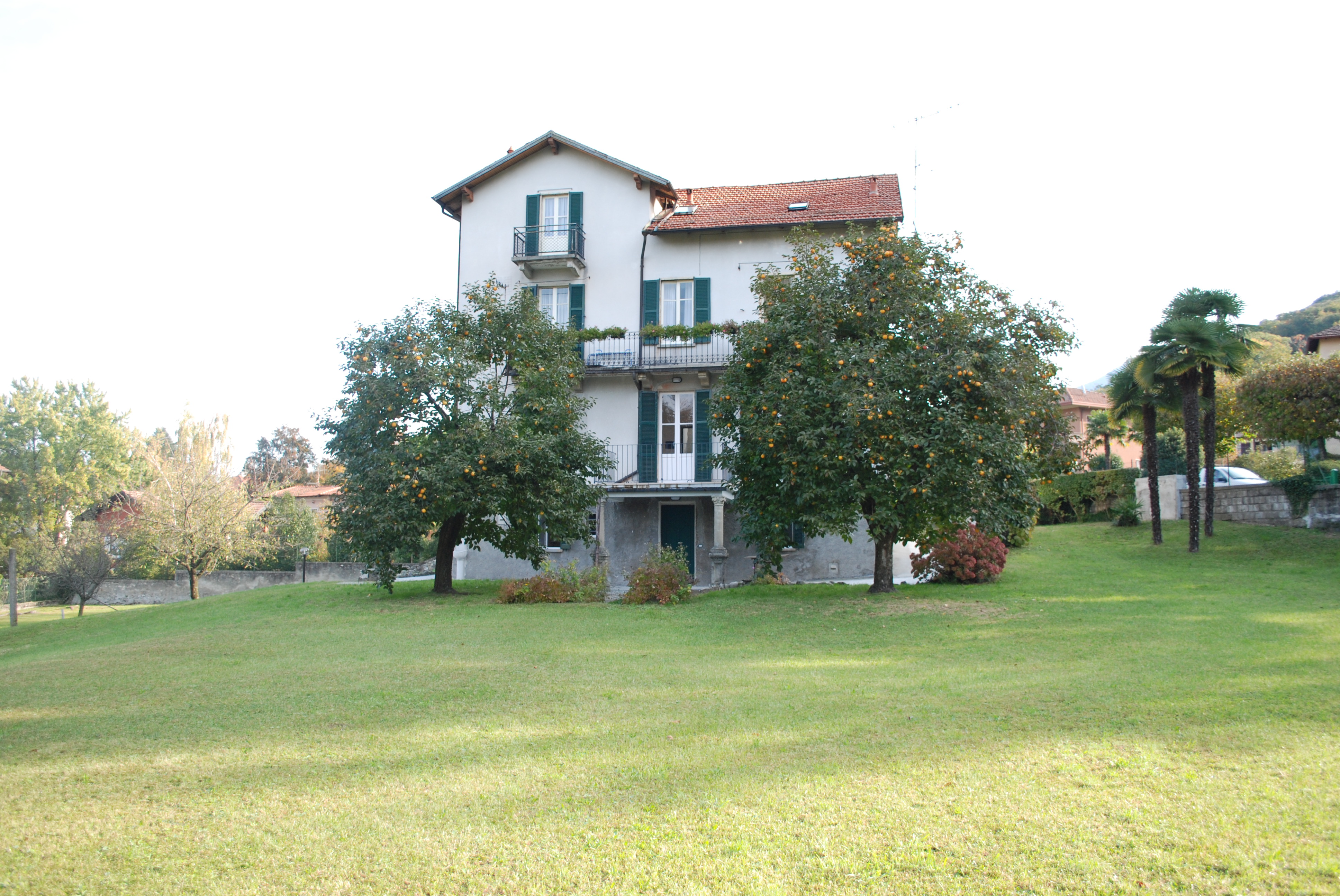 Villa a Castelveccana
