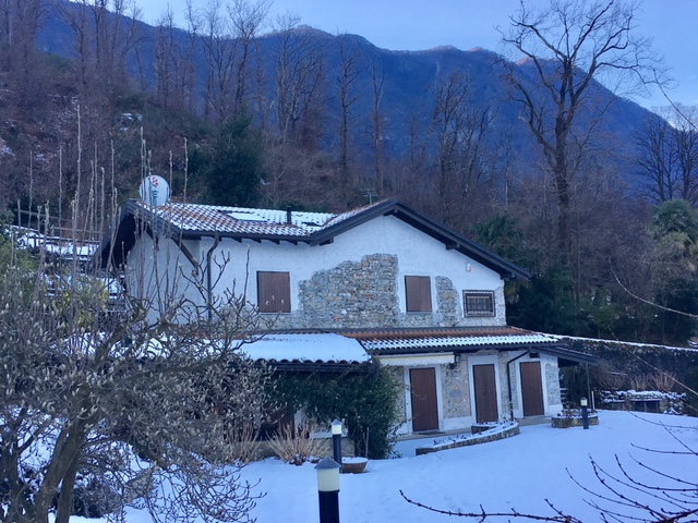 immobili lago maggiore